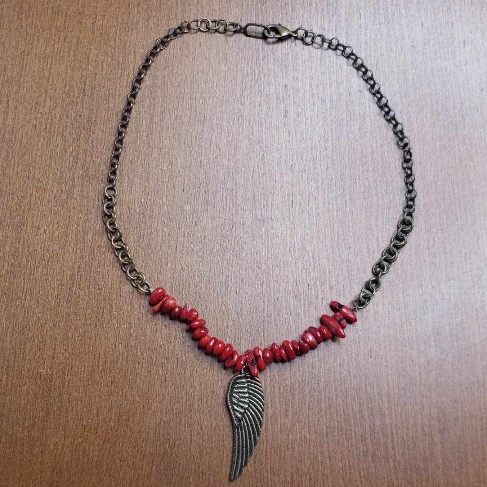 Wing necklace - Picture 2 of 6